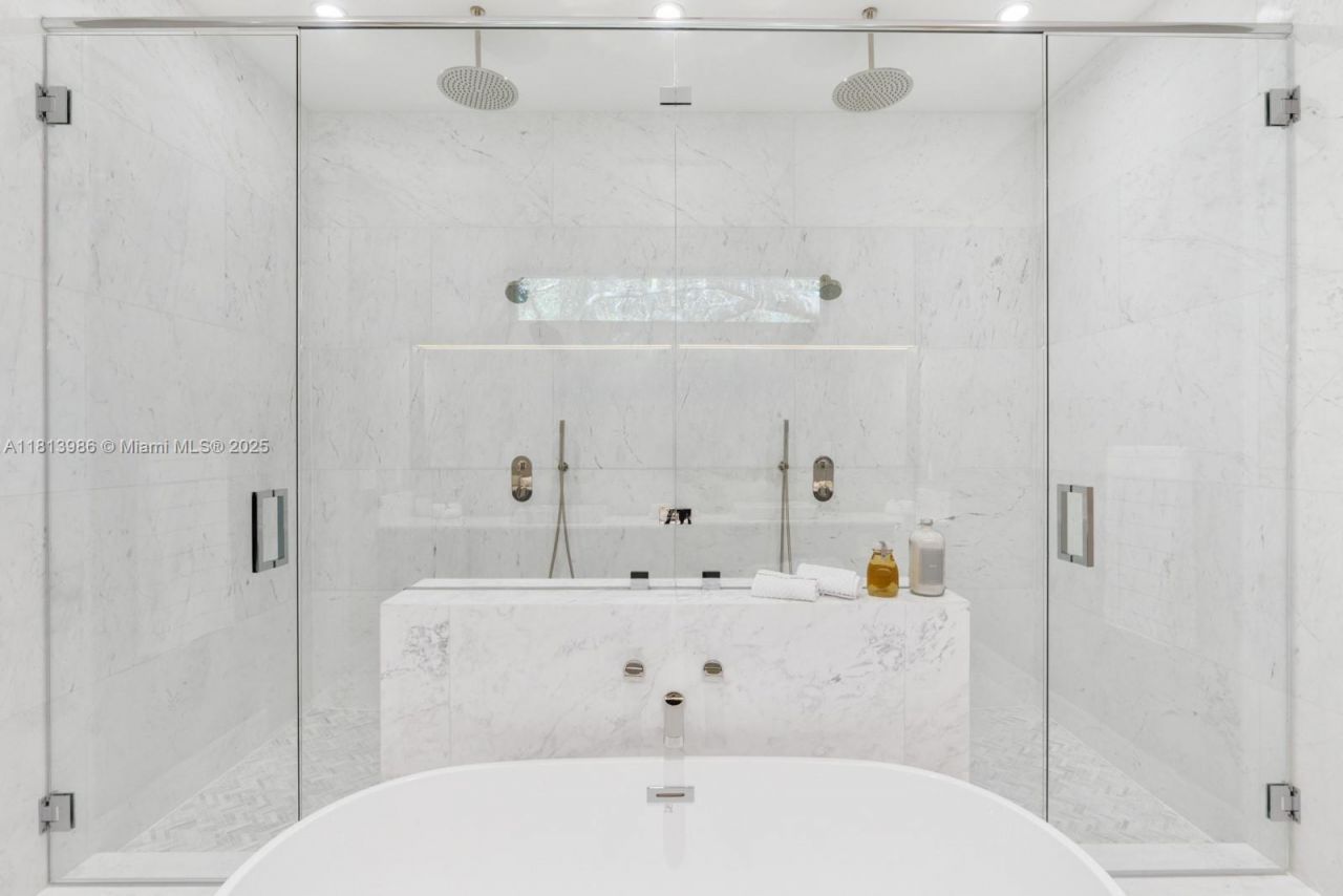 4010 Park Ave, Miami, FL 33133 Photo