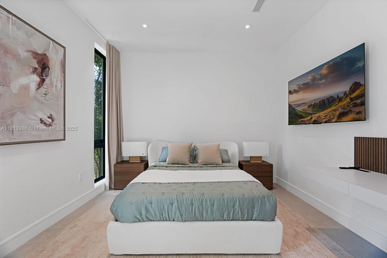 4010 Park Ave, Miami, FL 33133 Photo