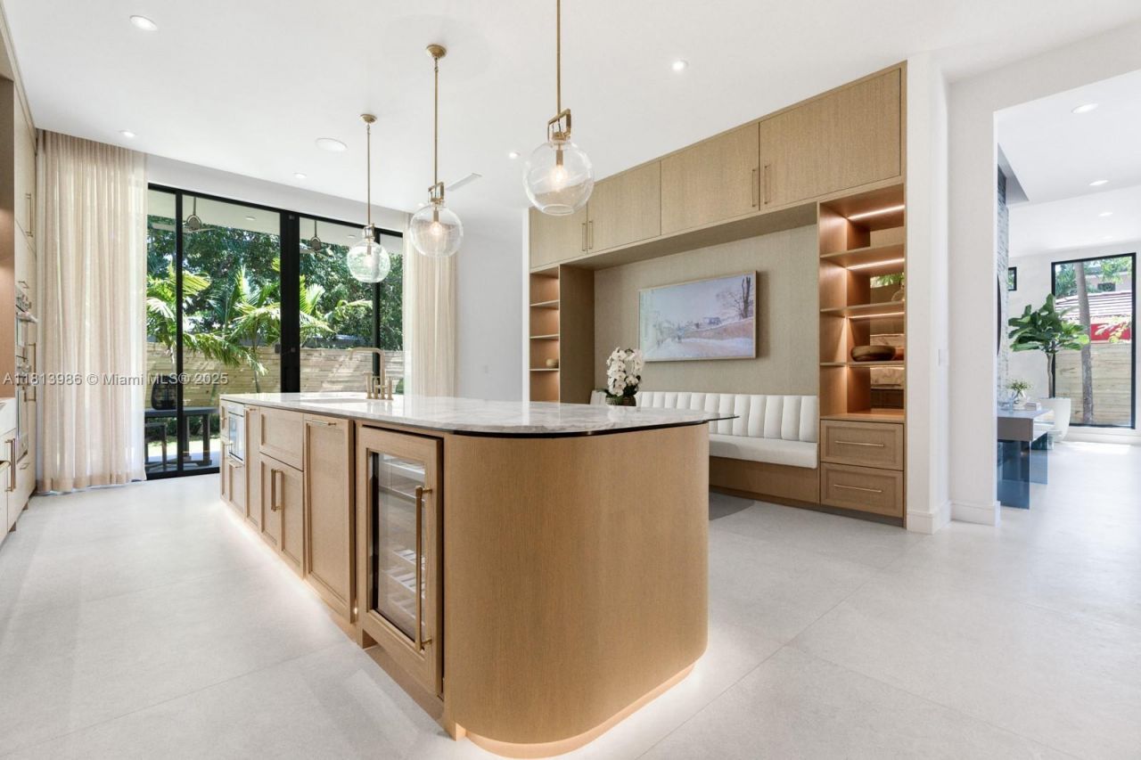 4010 Park Ave, Miami, FL 33133 Photo