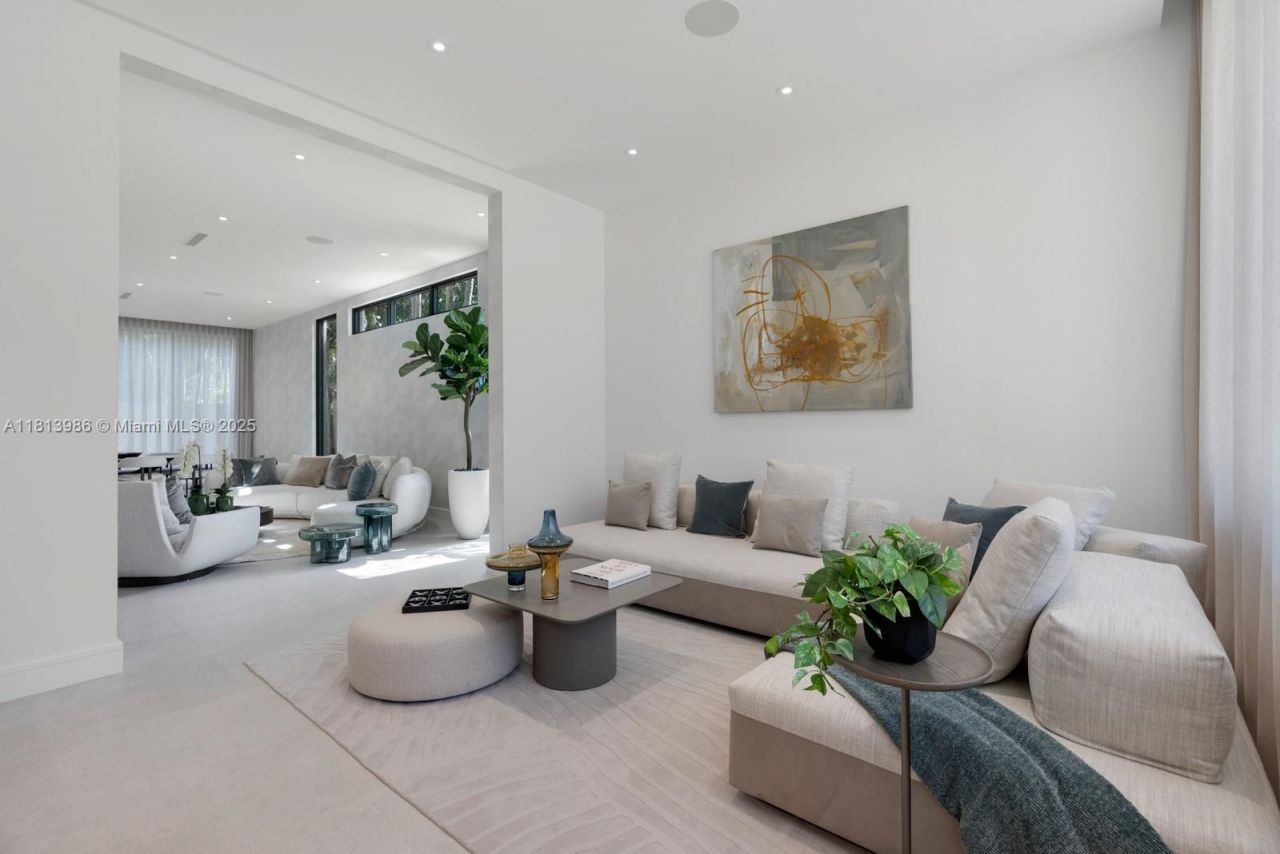 4010 Park Ave, Miami, FL 33133 Photo