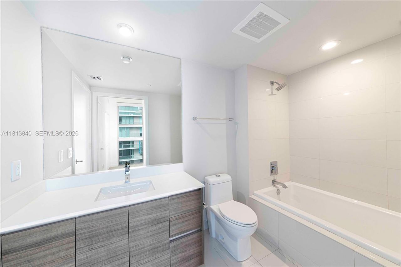 1100 S Miami Ave, Unit 3607, Miami, FL 33130 Photo