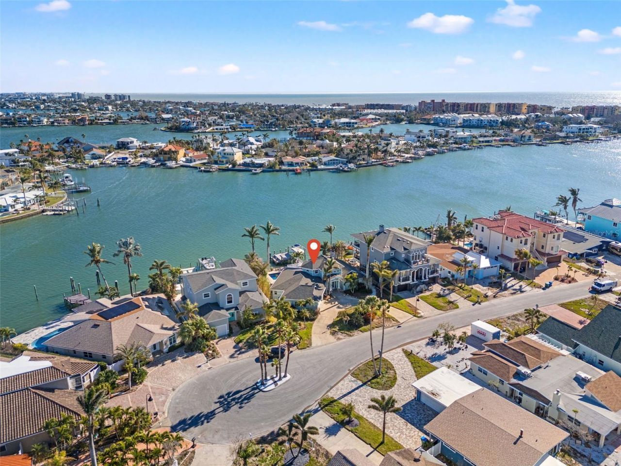 17077 Dolphin Drive, North Redington Beach, FL 33708 Photo