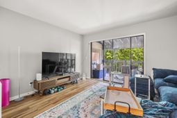 1530 Fort Johnson Road photo 4