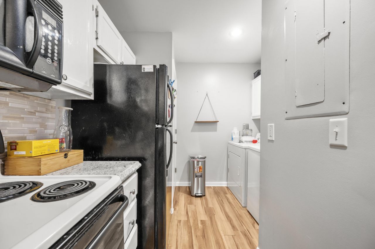 1530 Fort Johnson Road Photo 6