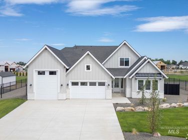 7162 E Osprey Estates Dr, Nampa, ID 83686