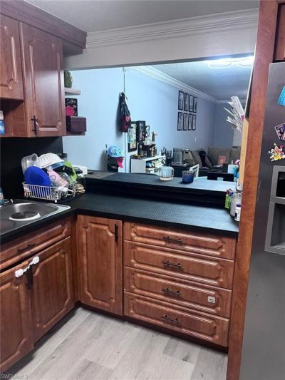 6930 Miami Gardens Dr, Unit 201, Hialeah, FL 33015 Photo
