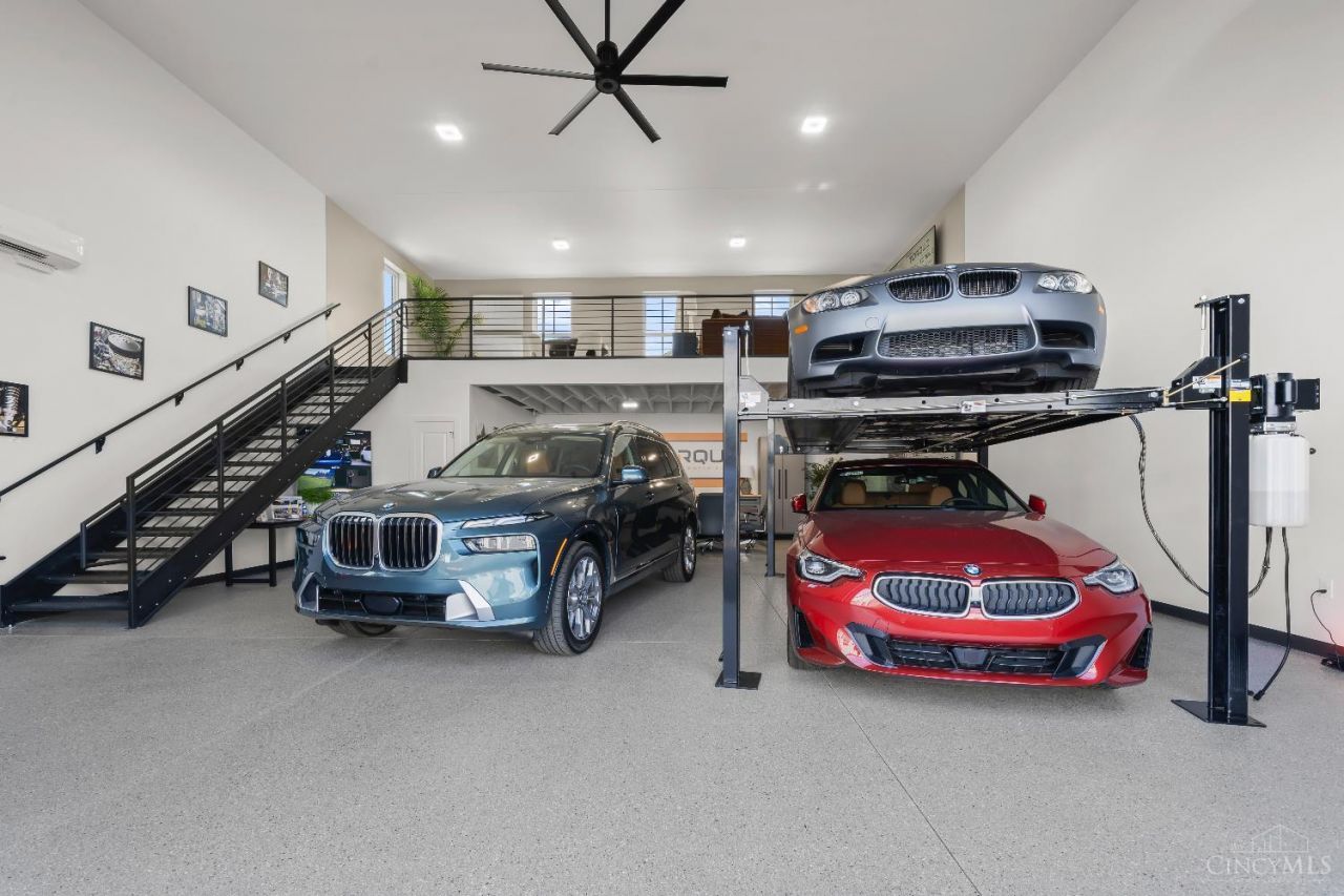 4300 Glendale Milford Road, Unit 30, Blue Ash, OH 45242 Main Photo