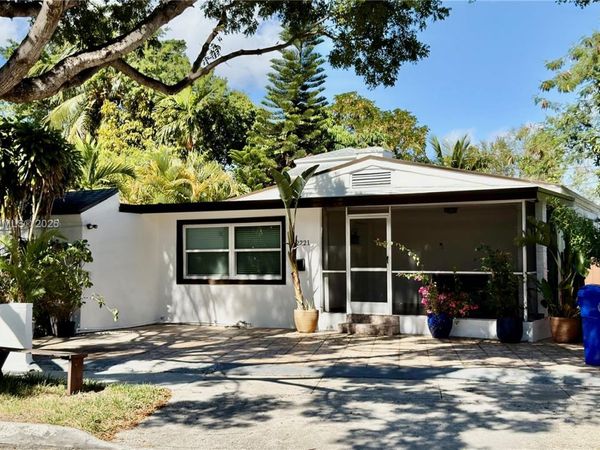 2221 SW 26th Lane, Miami, FL 33133