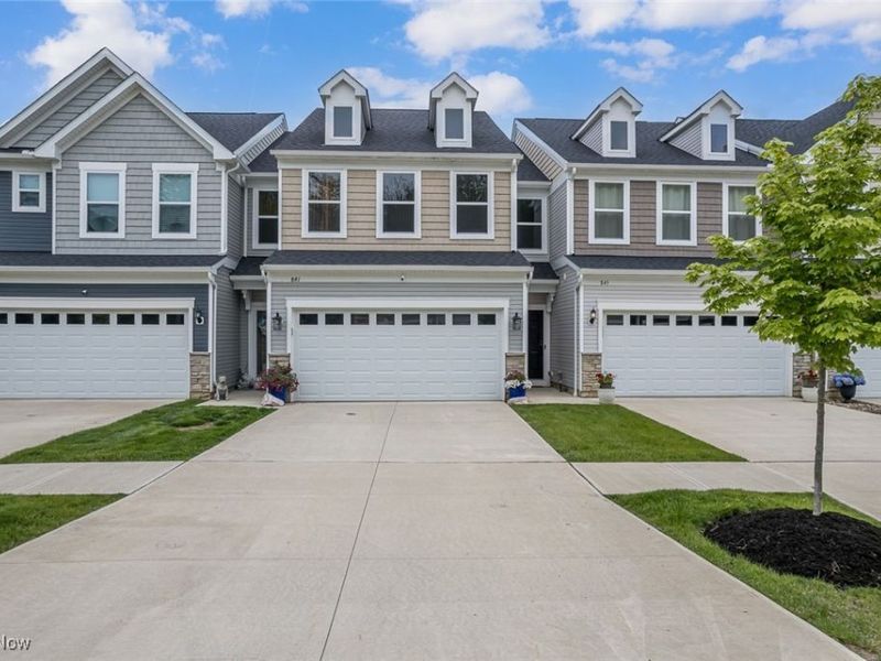 841 S Parkside Drive, Westlake, OH 44145 Photo 2