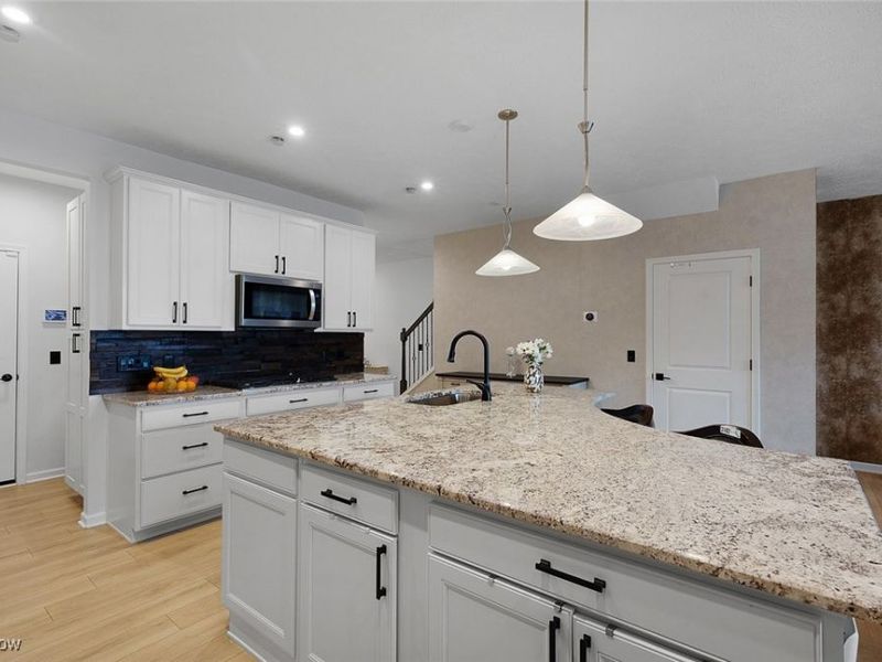 841 S Parkside Drive, Westlake, OH 44145 Photo 5