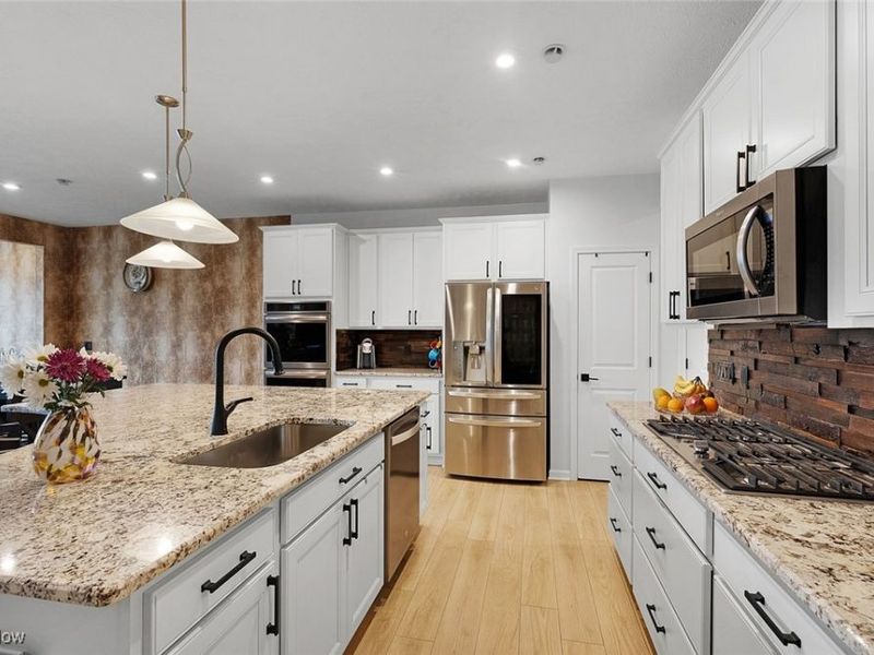 841 S Parkside Drive, Westlake, OH 44145 Photo 6