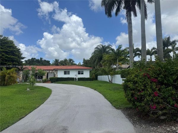 220 NW 130th Ave, Miami, FL 33182