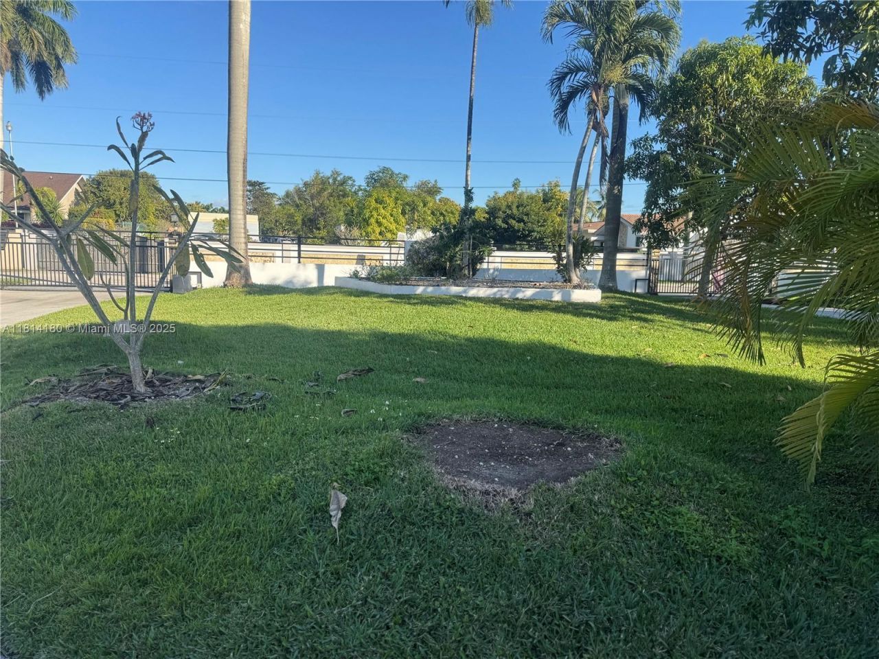 220 NW 130th Ave, Miami, FL 33182 Photo