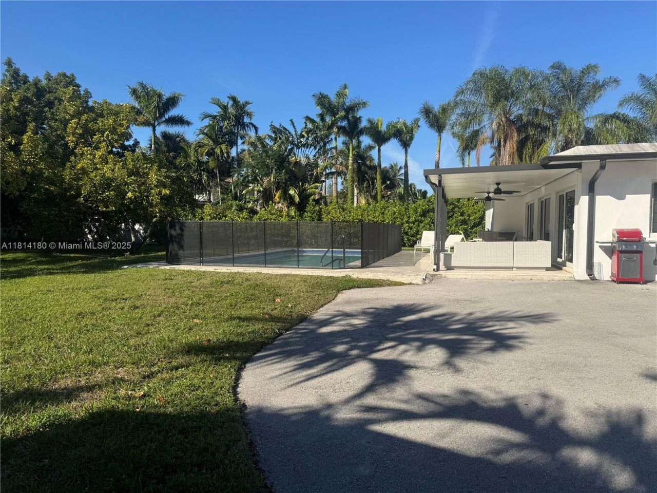 220 NW 130th Ave, Miami, FL 33182 Photo