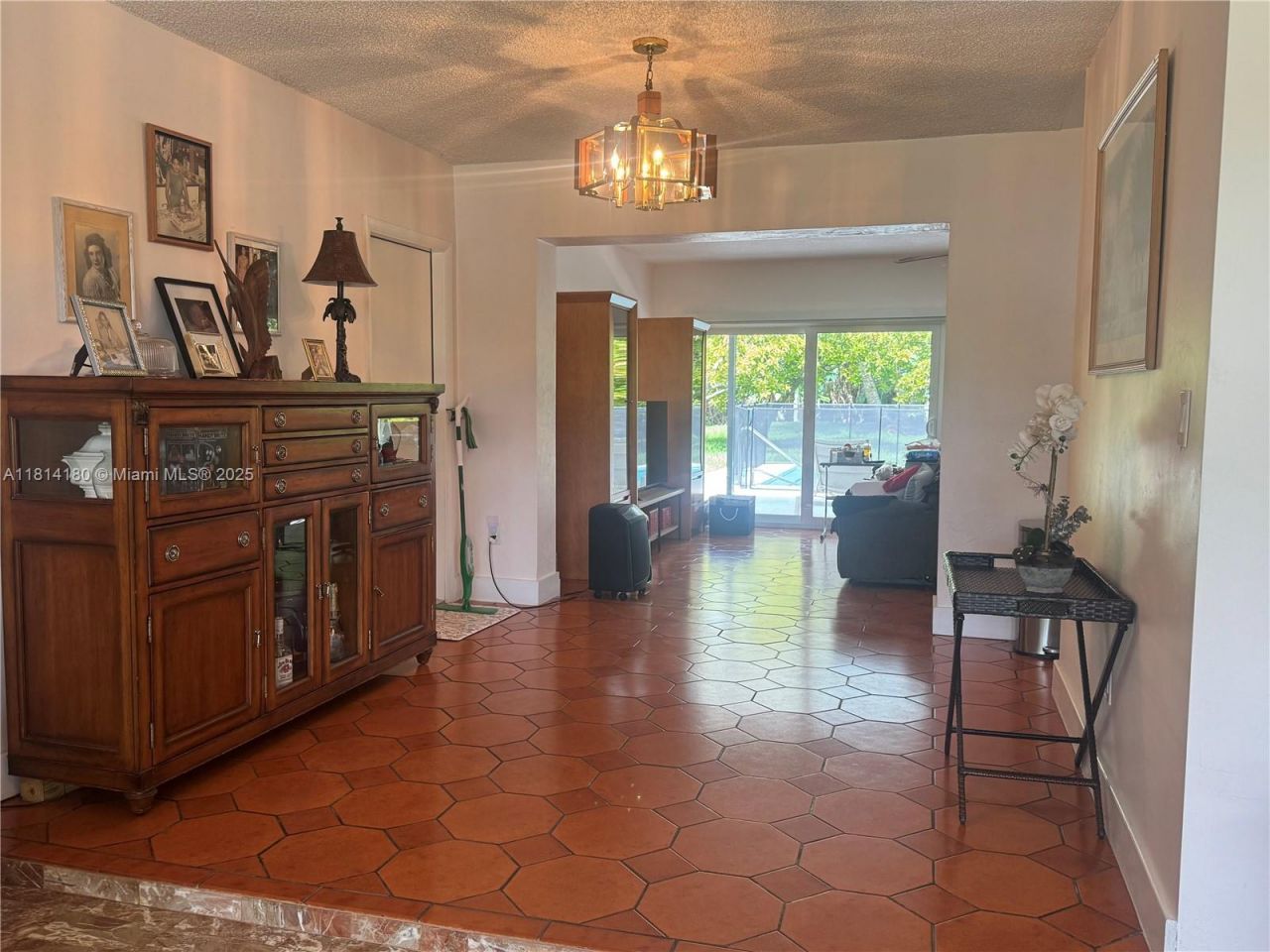 220 NW 130th Ave, Miami, FL 33182 Photo