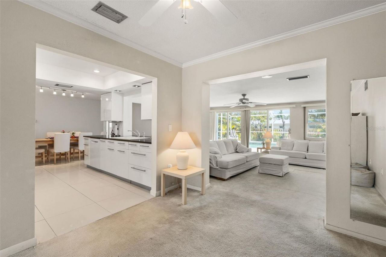 139 Adair Avenue, Sarasota, FL 34243 Photo