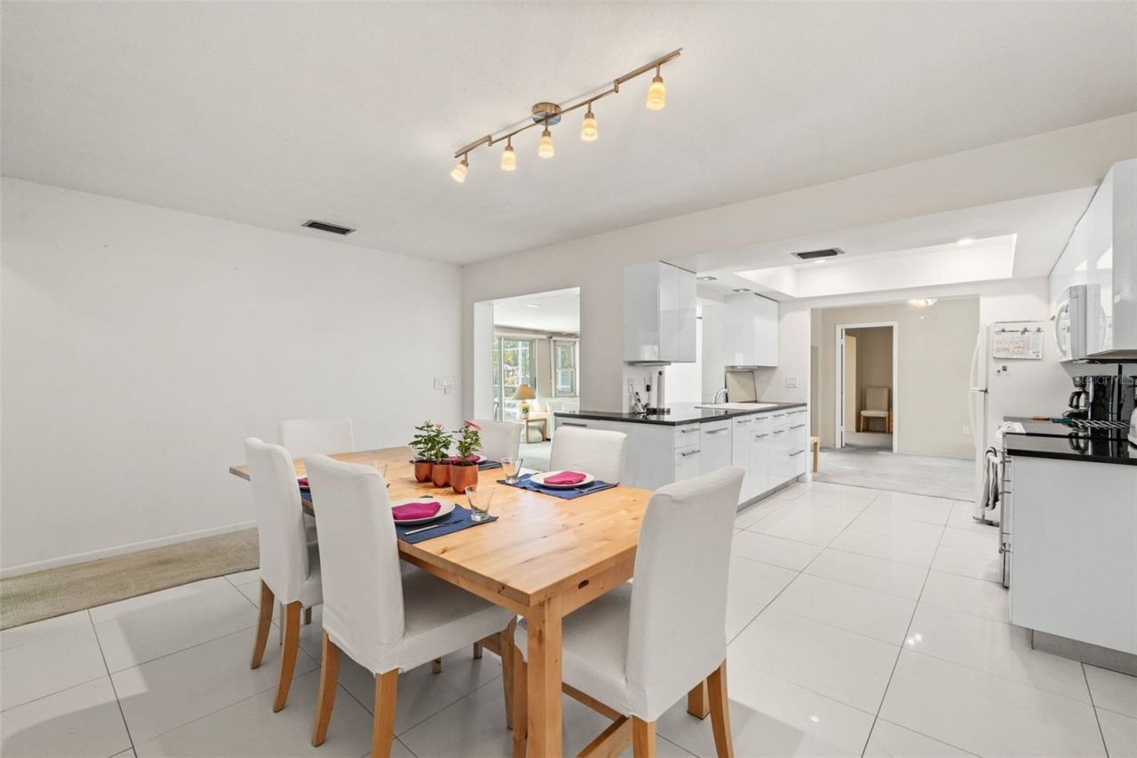 139 Adair Avenue, Sarasota, FL 34243 Photo