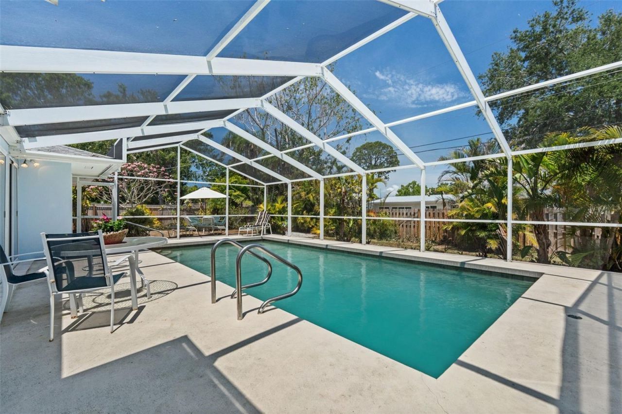 139 Adair Avenue, Sarasota, FL 34243 Photo