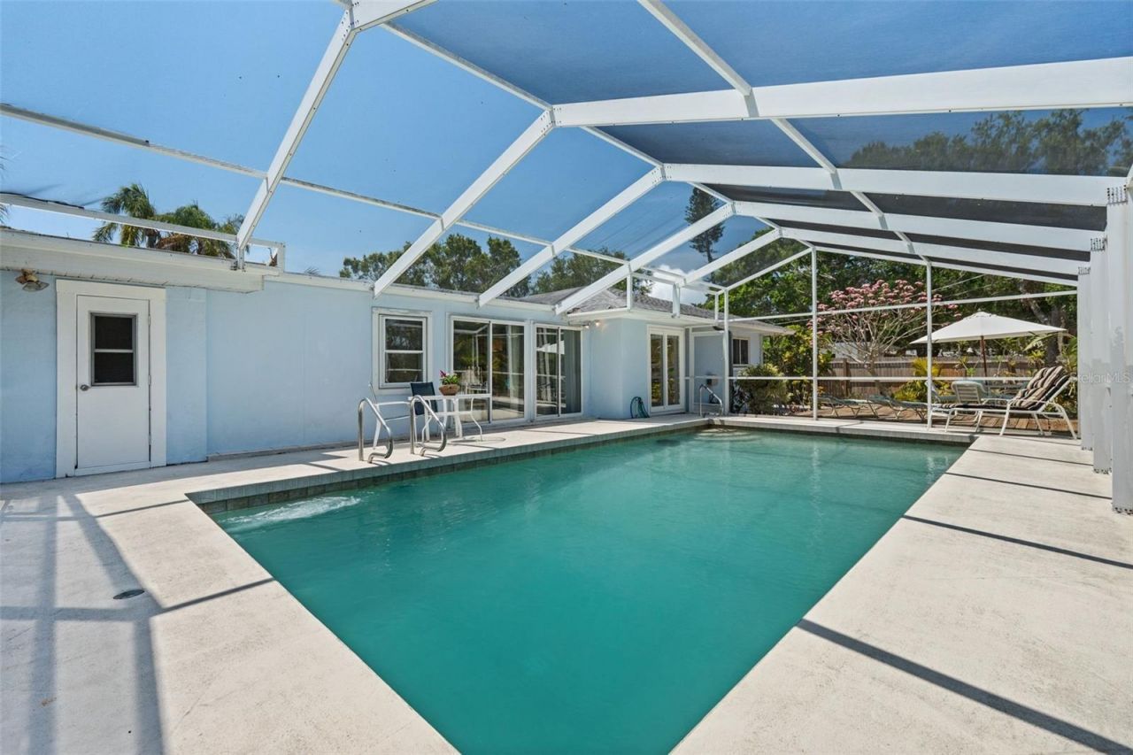 139 Adair Avenue, Sarasota, FL 34243 Photo