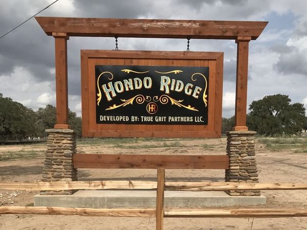 160 HONDO RIDGE, La Vernia, TX 78121