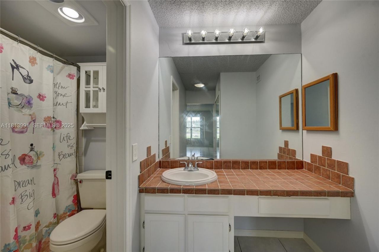 9965 Pineapple Tree Dr, Unit 203, Boynton Beach, FL 33436 Photo