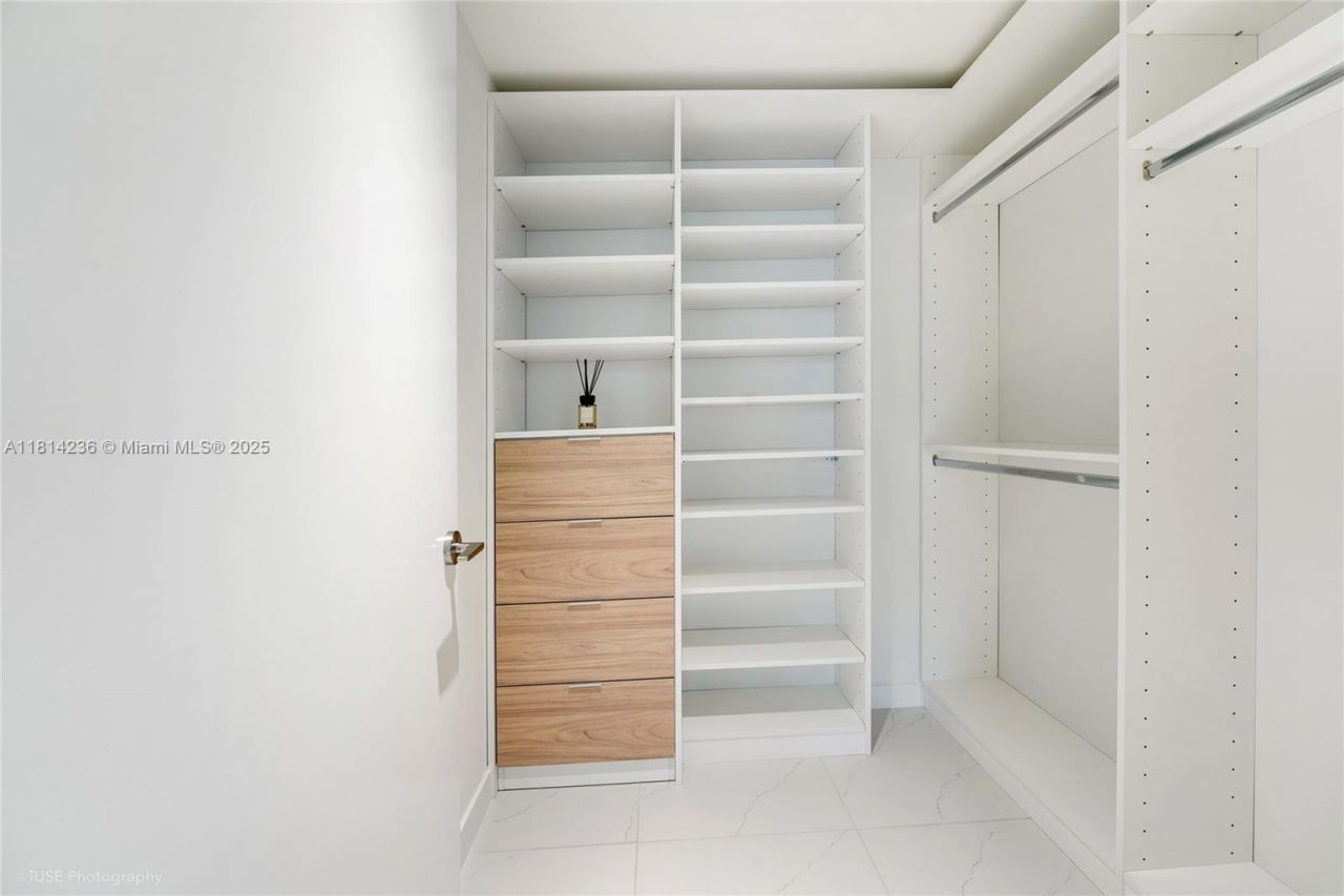 9901 W Bay Harbor Dr, Unit 601, Bay Harbor Islands, FL 33154 Photo