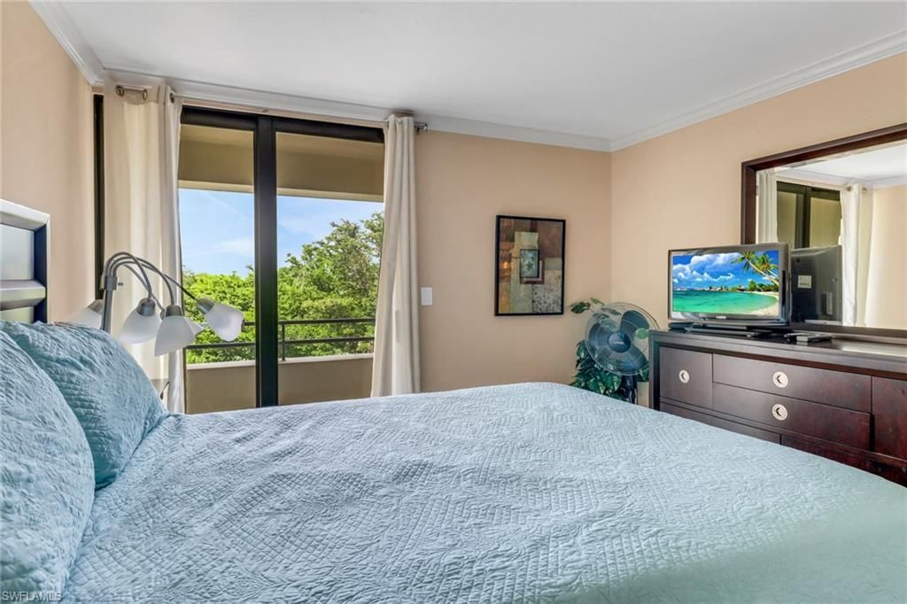 5260 S Landings Dr, Unit 501, Fort Myers, FL 33919 Photo