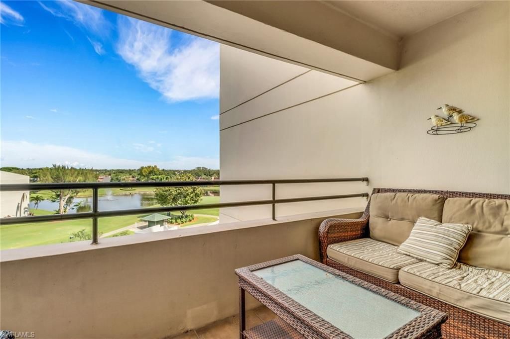 5260 S Landings Dr, Unit 501, Fort Myers, FL 33919 Photo