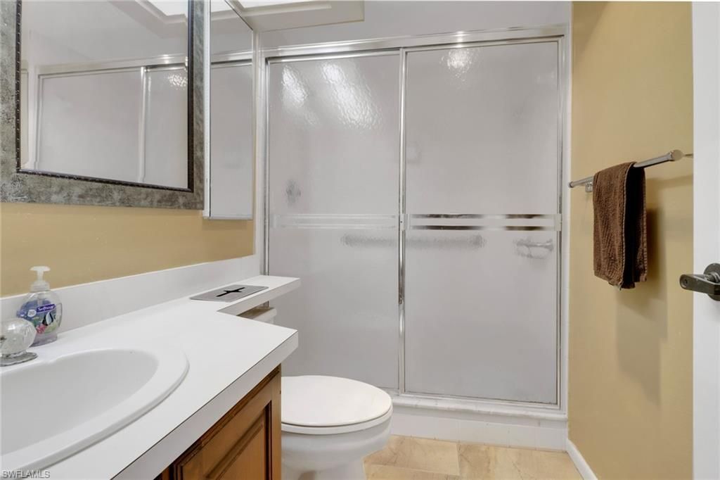 4604 Flagship Dr, Unit 406, Fort Myers, FL 33919 Photo