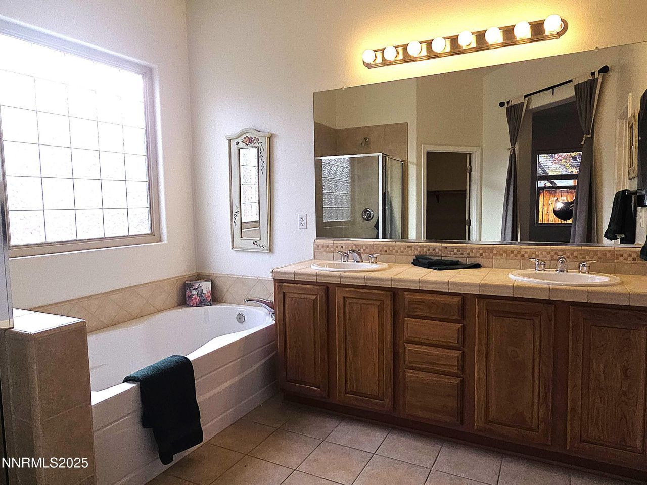 1388 Lambrays Lane, Sparks, NV 89436 Photo