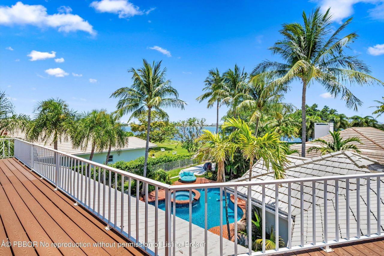 2 Firestone Circle, West Palm Beach, FL 33401 Photo