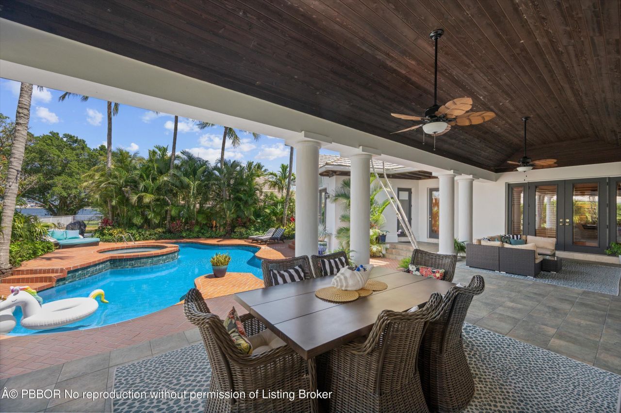 2 Firestone Circle, West Palm Beach, FL 33401 Photo