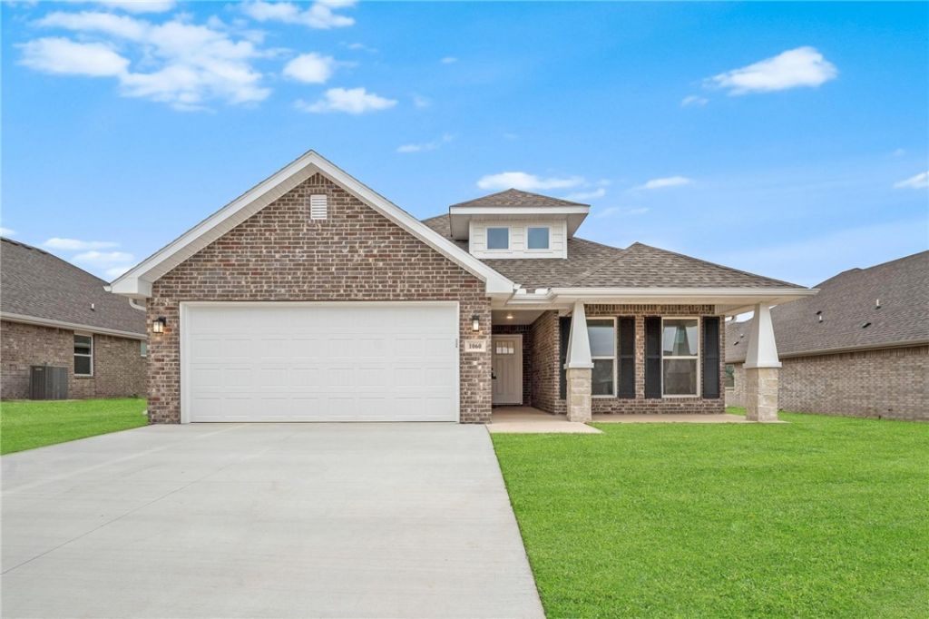 1060 Ari Avenue, Centerton, AR 72719 Main Photo