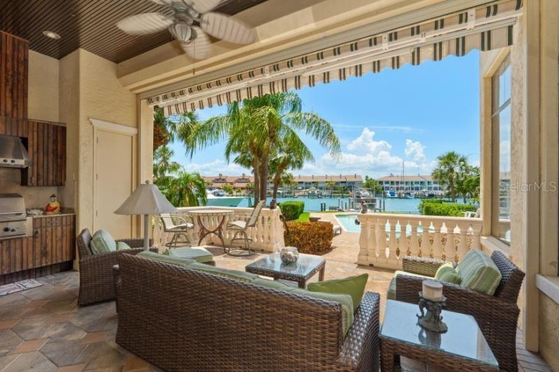 841 Ponce De Leon Drive, Saint Petersburg, FL 33715 Photo