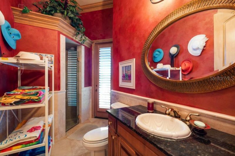 841 Ponce De Leon Drive, Saint Petersburg, FL 33715 Photo