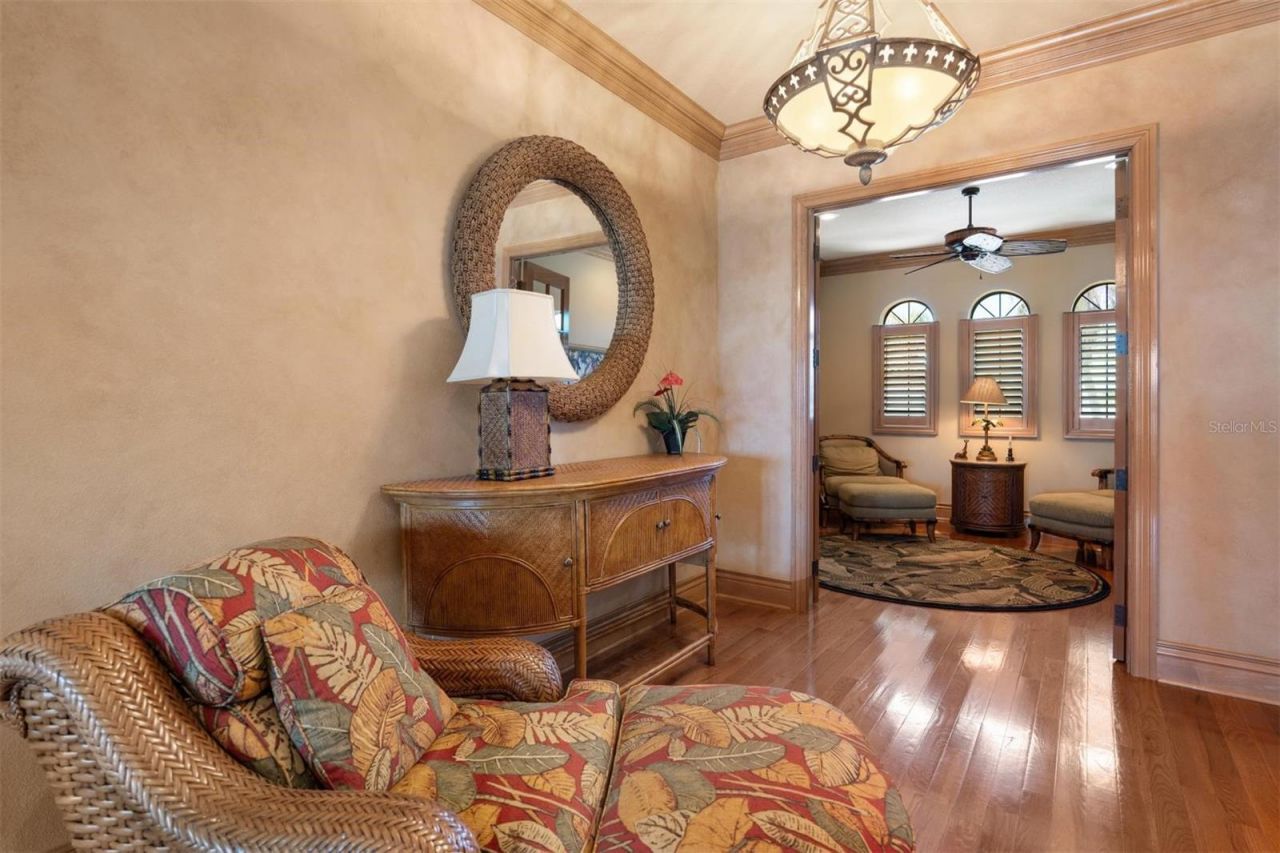 841 Ponce De Leon Drive, Saint Petersburg, FL 33715 Photo