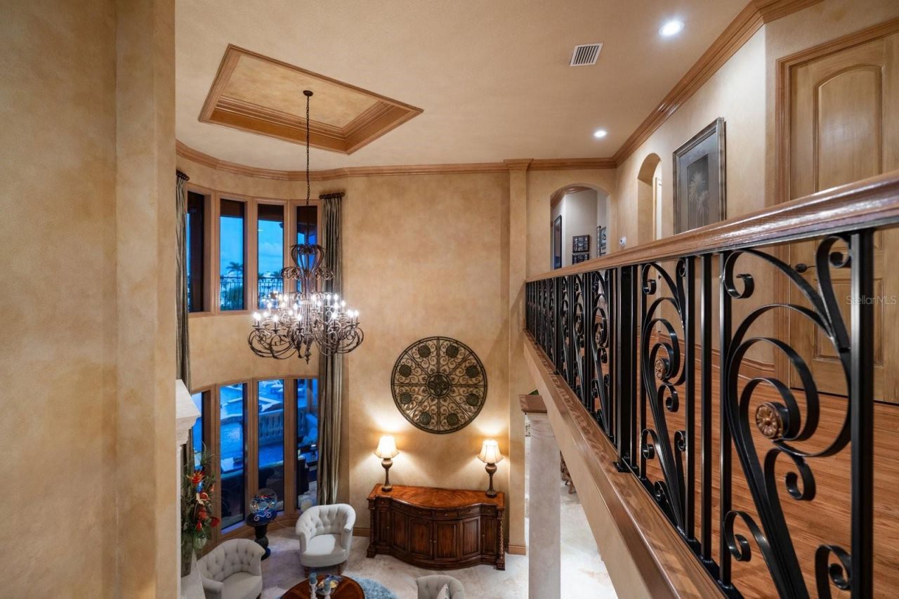 841 Ponce De Leon Drive, Saint Petersburg, FL 33715 Photo