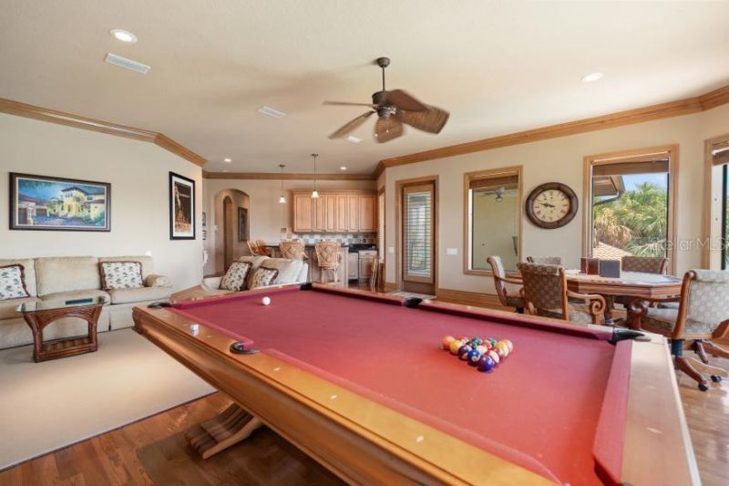 841 Ponce De Leon Drive, Saint Petersburg, FL 33715 Photo