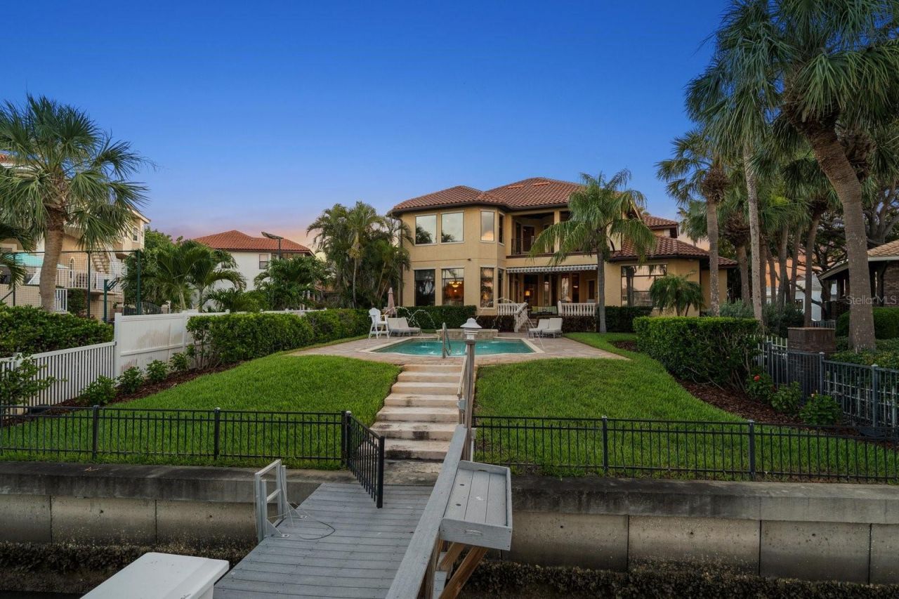 841 Ponce De Leon Drive, Saint Petersburg, FL 33715 Photo