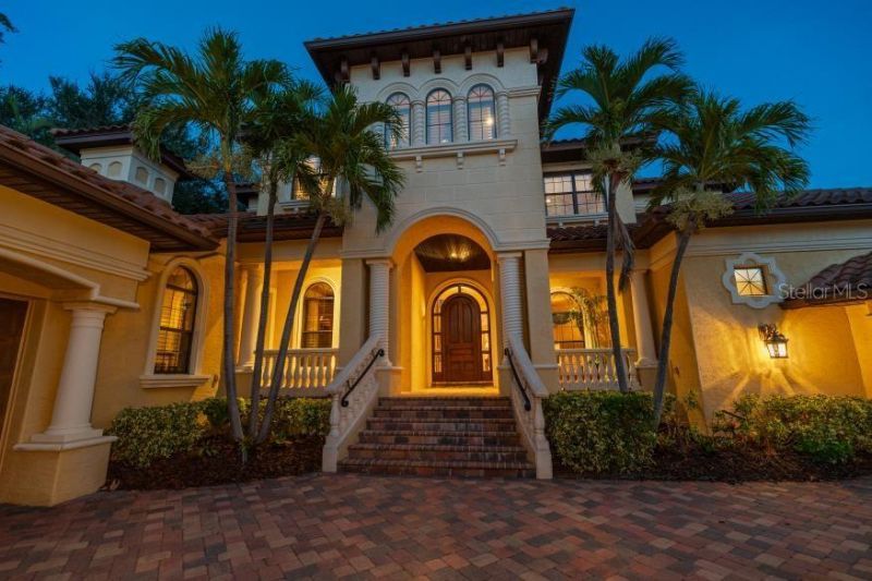 841 Ponce De Leon Drive, Saint Petersburg, FL 33715 Photo