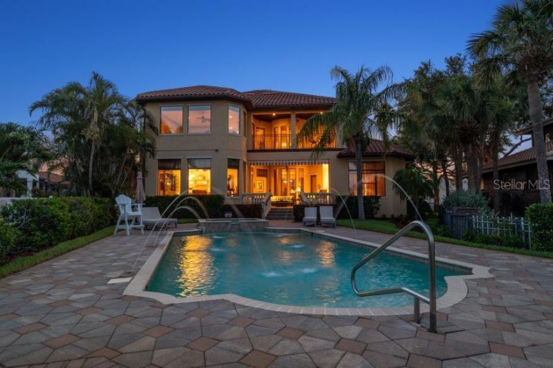 841 Ponce De Leon Drive, Saint Petersburg, FL 33715 Photo