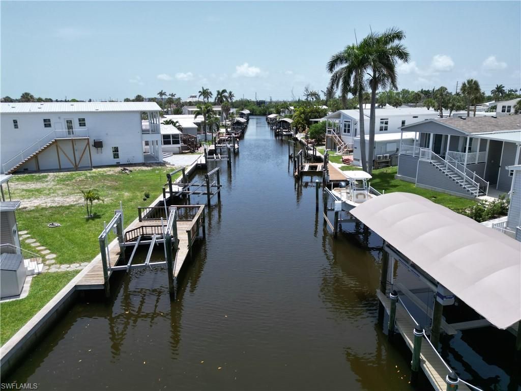 11271 Azalea Ln, Fort Myers Beach, FL 33931 Photo