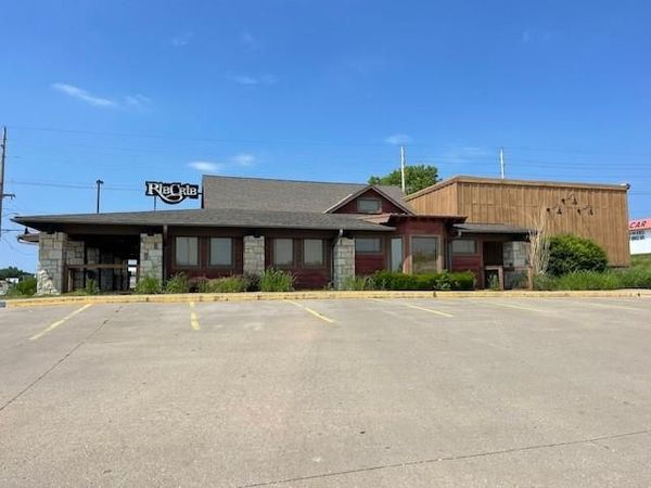 3704 Faraon Street, St Joseph, MO 64506