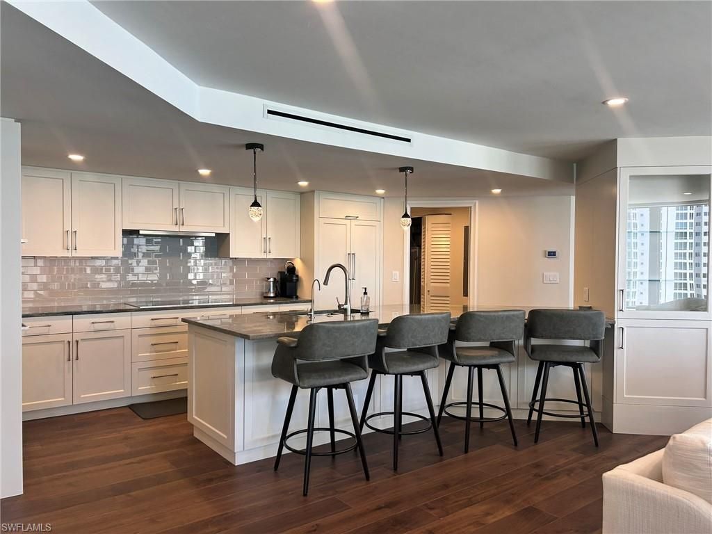 4041 Gulf Shore Blvd, Unit 1103, Naples, FL 34103 Photo