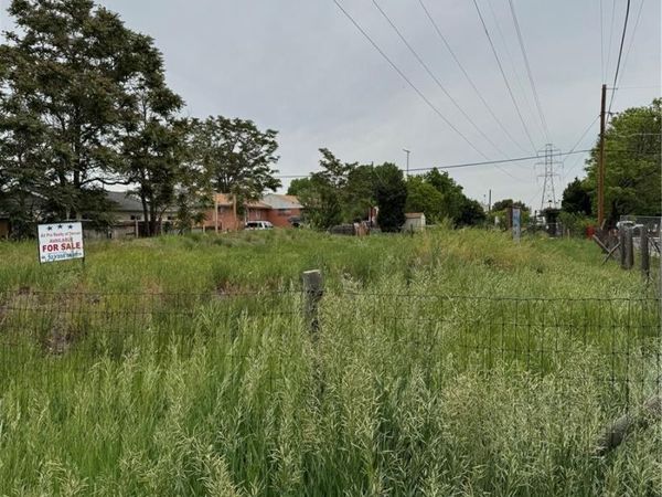 990 S Meade Street, Denver, CO 80219