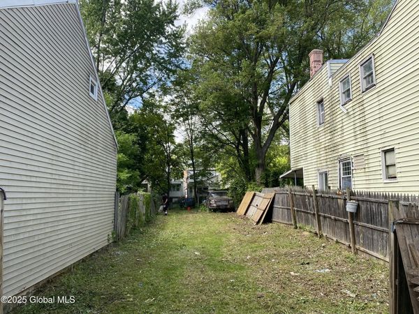 464 3rd Street, Albany, NY 12206