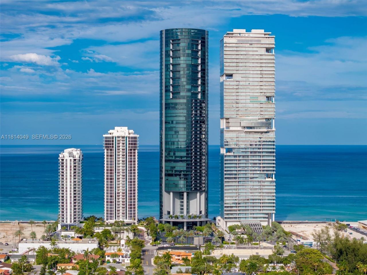 18555 Collins Ave, Unit 2105, Sunny Isles Beach, FL 33160 Photo