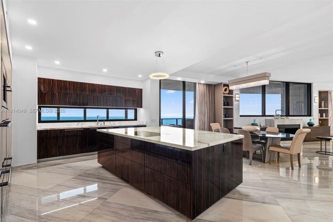 18555 Collins Ave, Unit 2105, Sunny Isles Beach, FL 33160 Photo