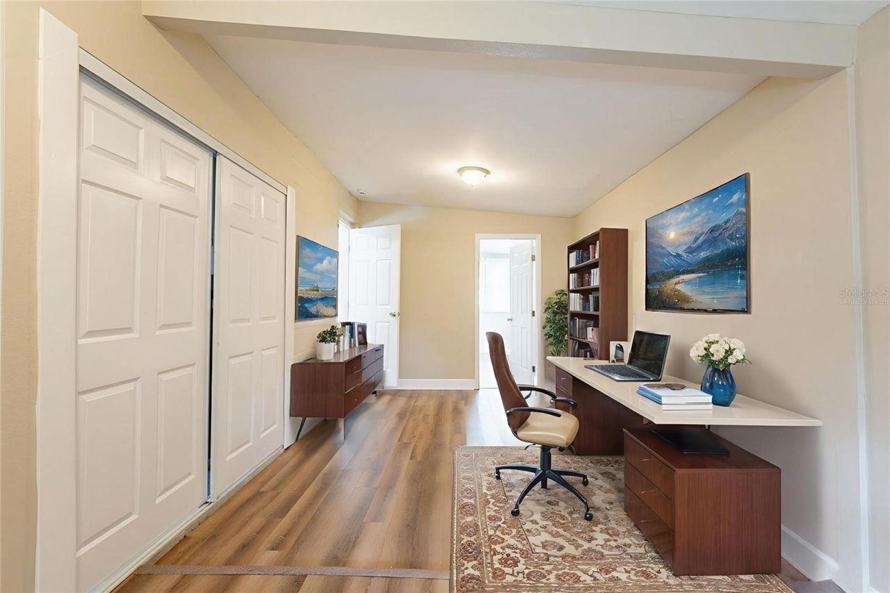 1020 58th Avenue N, Saint Petersburg, FL 33703 Photo