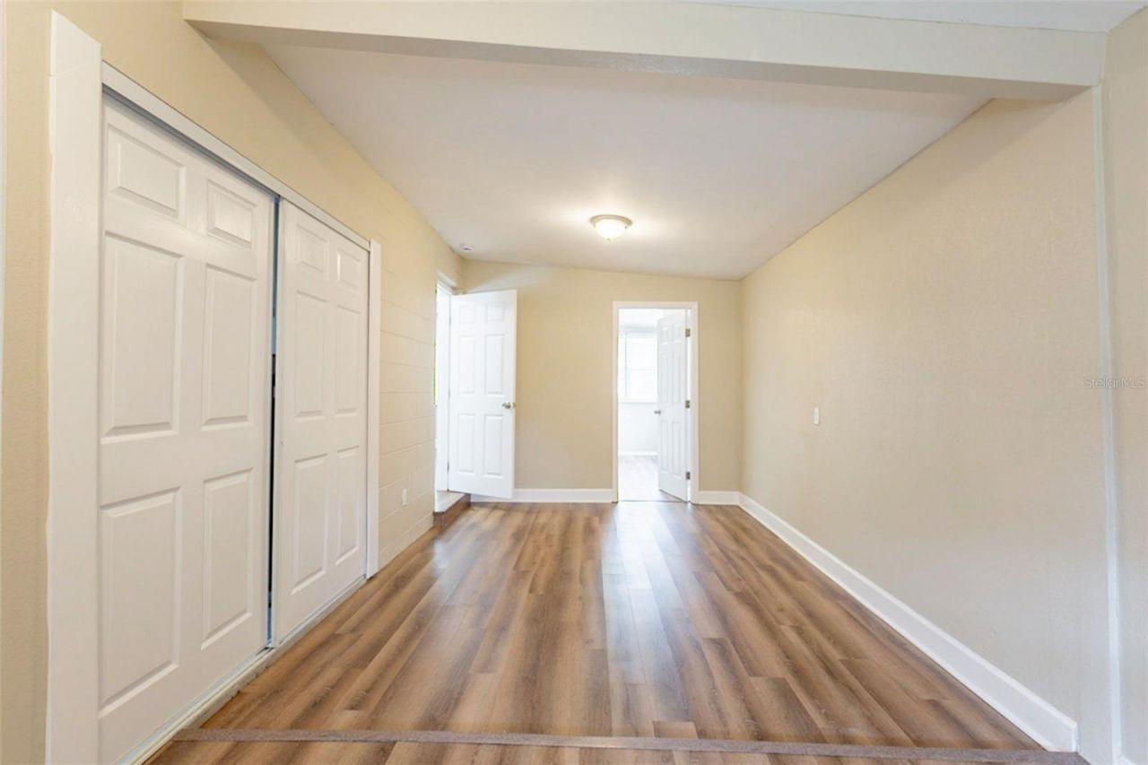 1020 58th Avenue N, Saint Petersburg, FL 33703 Photo